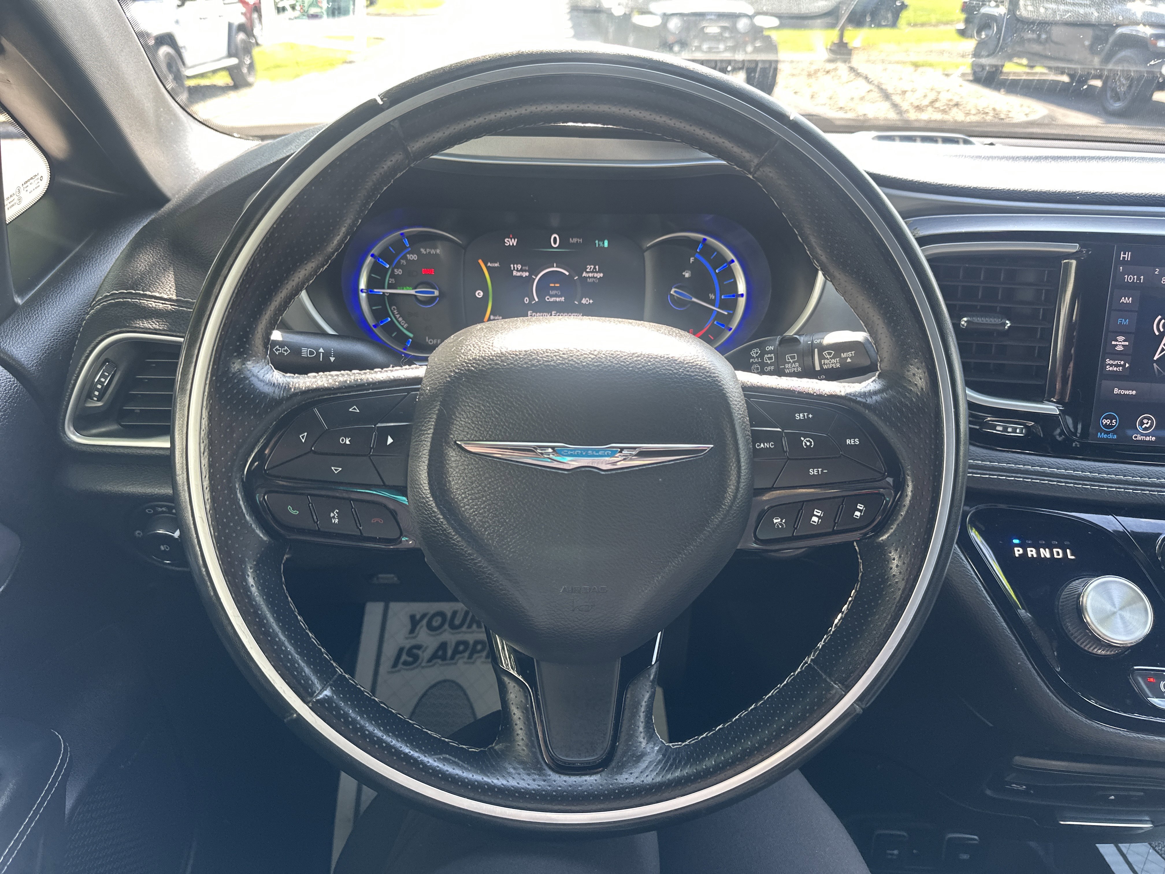 Used 2020 Chrysler Pacifica Limited w/ Advanced Safetytec Group image 18