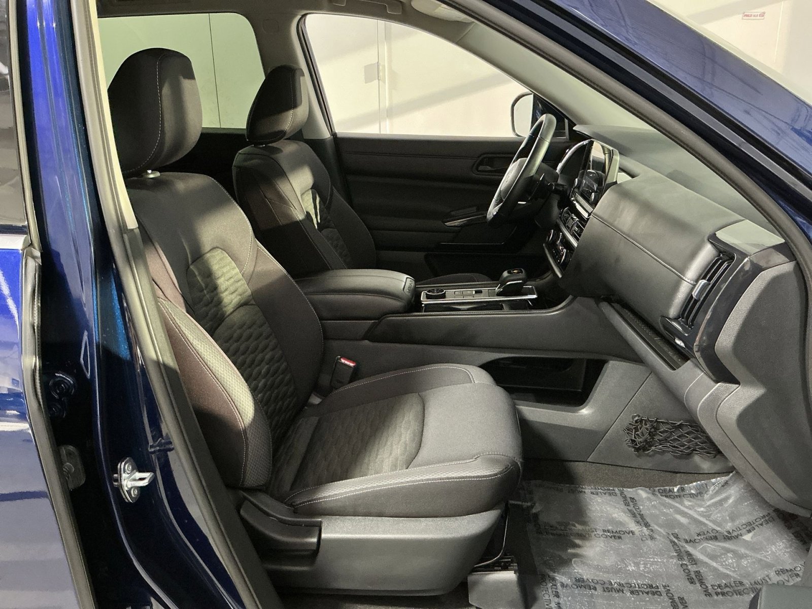 Used 2023 Nissan Pathfinder SV w/ Cargo Package image 33