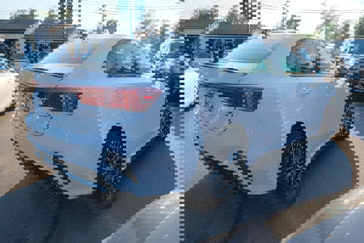 Used 2023 Kia Forte GT-Line image 6