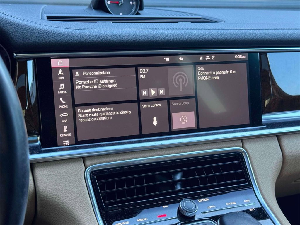 Used 2021 Porsche Panamera image 20