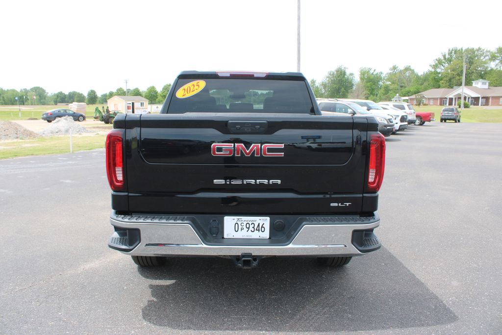 Used 2025 GMC Sierra 1500 SLT AWD/4WD image 8