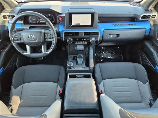 Used 2025 Toyota Tacoma TRD Off-Road AWD/4WD image 16