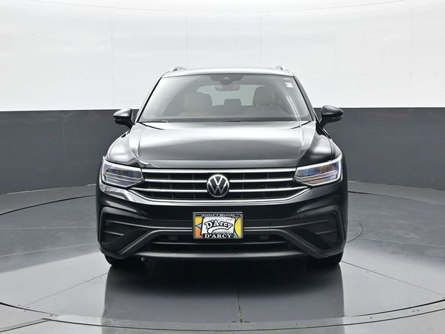 Used 2022 Volkswagen Tiguan SE AWD/4WD image 2