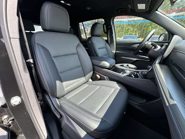 Certified 2025 Chevrolet Traverse LT FWD image 27
