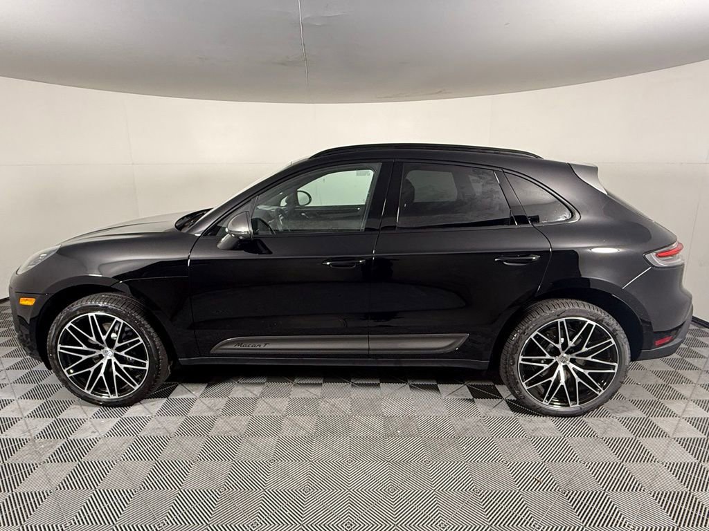 New 2026 Porsche Macan Turbo image 2