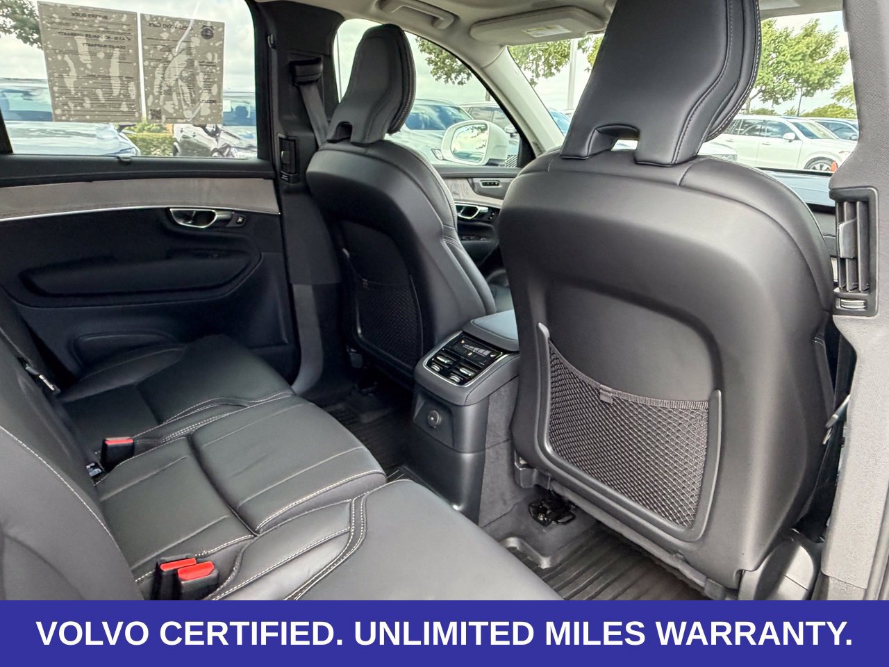 Certified 2025 Volvo XC90 T8 Ultra w/ Protection Package Premier AWD/4WD image 36