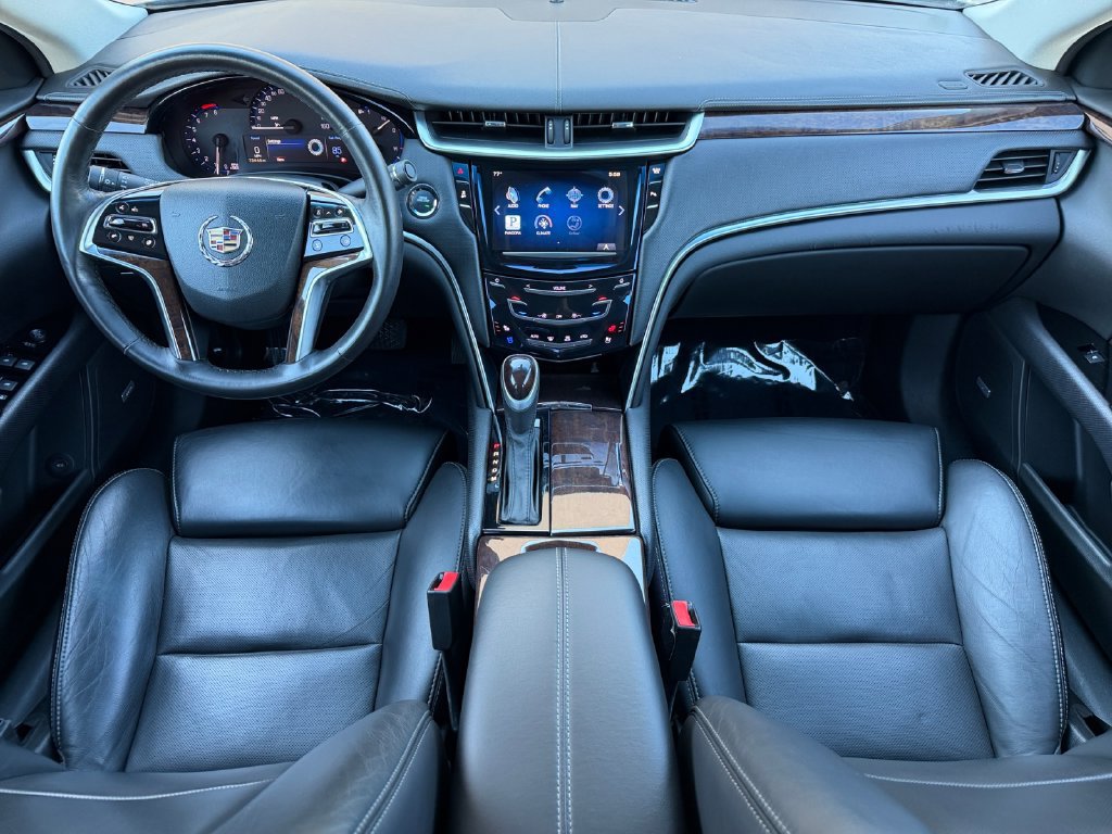 Used 2013 Cadillac XTS Luxury AWD/4WD image 16
