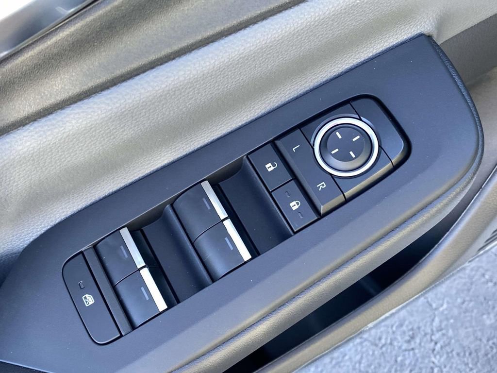 New 2026 Toyota Prius Limited image 28