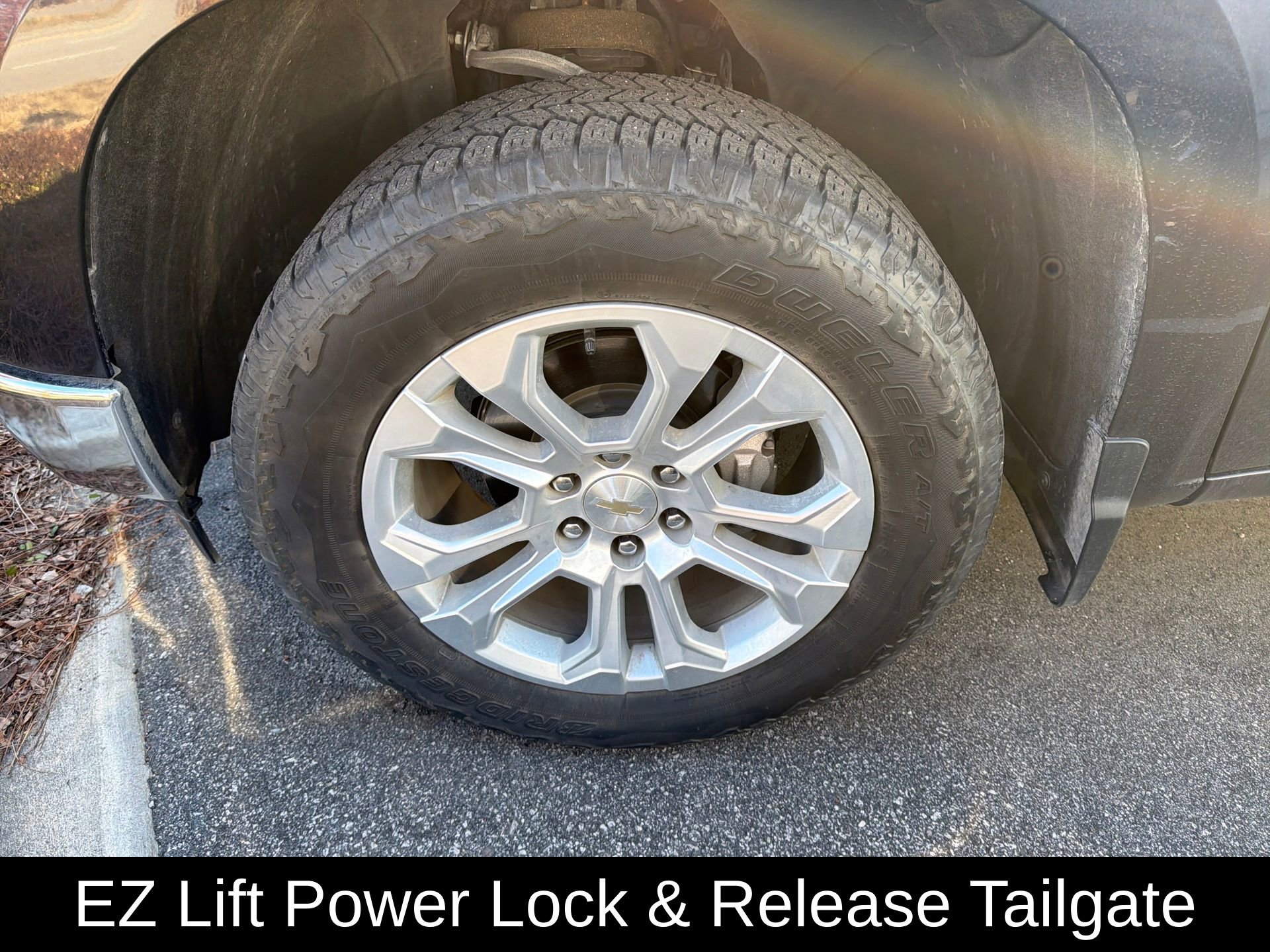 Used 2024 Chevrolet Silverado 1500 LTZ w/ Z71 Off-Road Package image 3