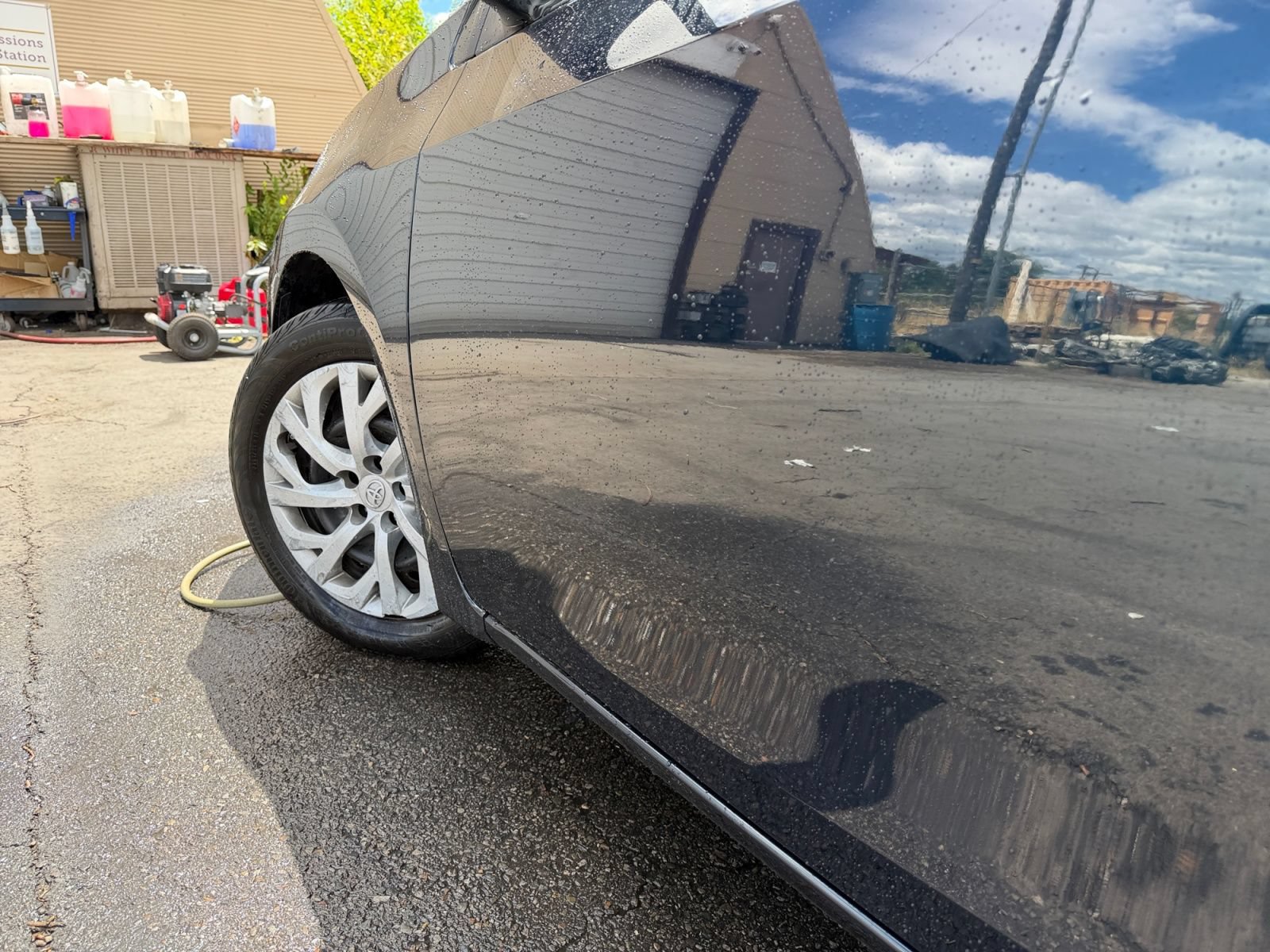 Used 2019 Toyota Corolla LE FWD image 28