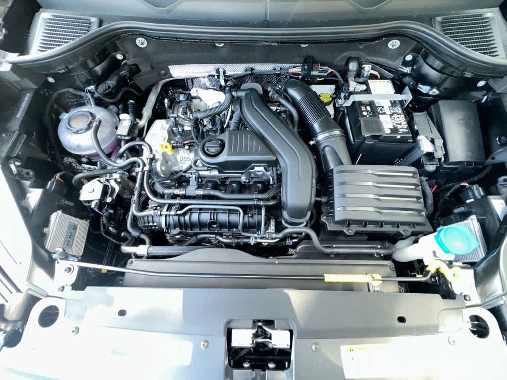 New 2026 Volkswagen Taos SE FWD image 12