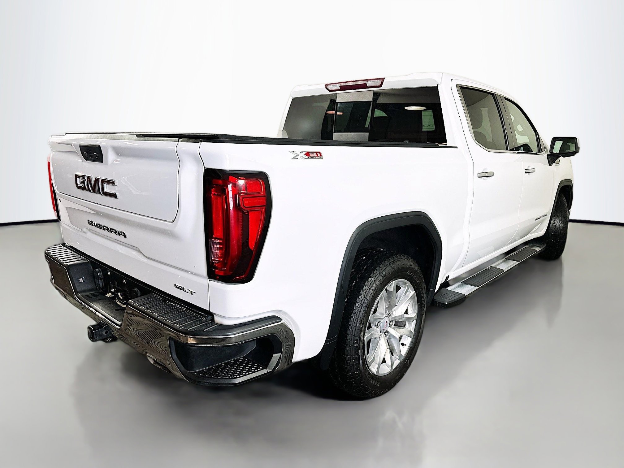 Used 2019 GMC Sierra 1500 SLT w/ SLT Premium Package image 7