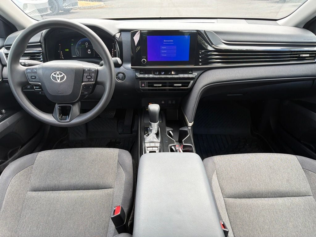Used 2025 Toyota Camry LE AWD/4WD image 17