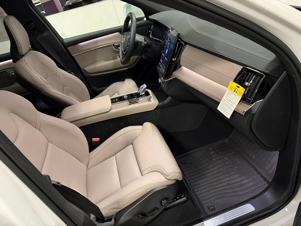 New 2026 Volvo XC90 B6 Ultra w/ Protection Package Premier AWD/4WD image 22