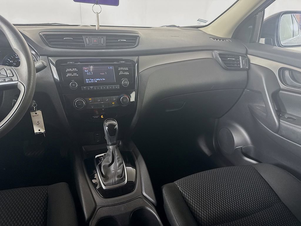 Used 2018 Nissan Rogue Sport S w/ S Appearance Package FWD image 26