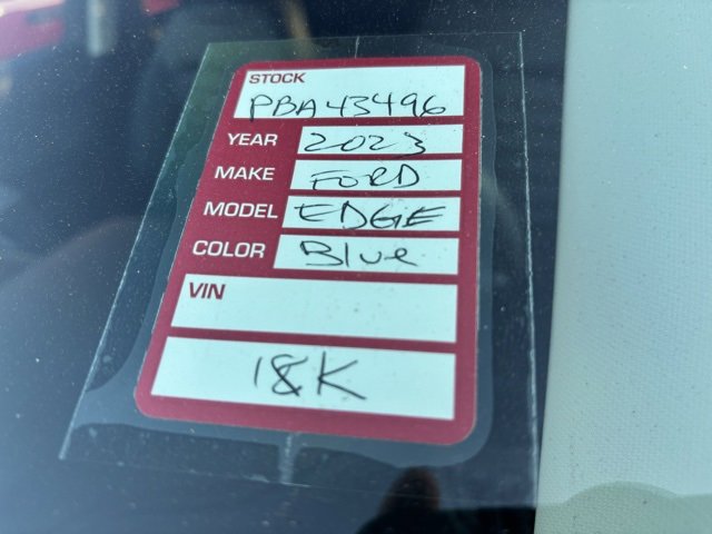 Used 2023 Ford Edge SEL w/ Sport Appearance Package image 5