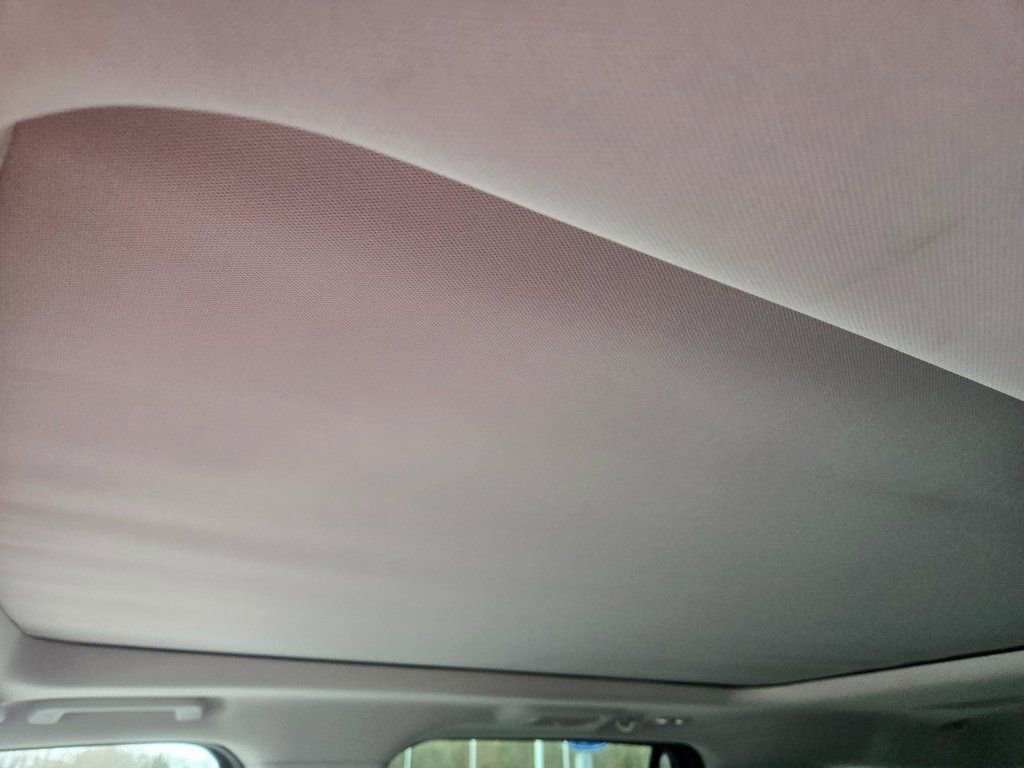 Used 2025 Ford Expedition Active image 11