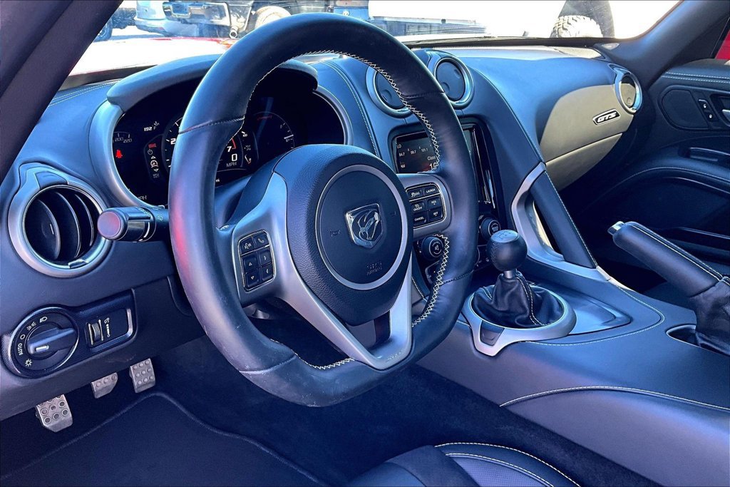 Used 2013 SRT Viper GTS RWD image 18