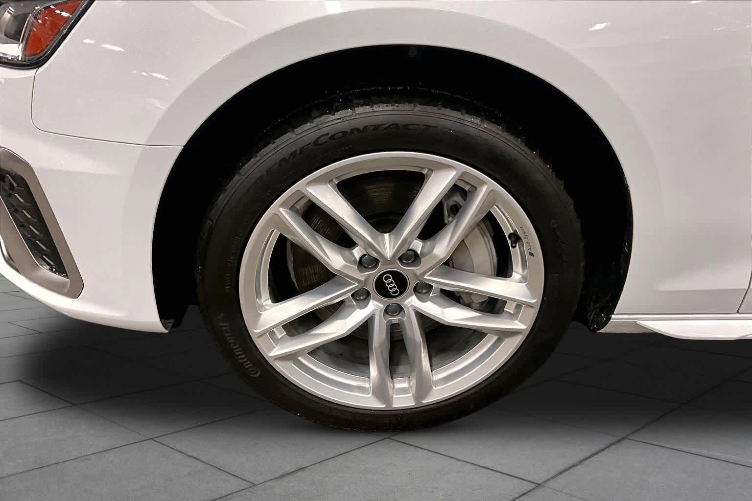 Used 2021 Audi A4 2.0T Premium w/ Convenience Package AWD/4WD image 11