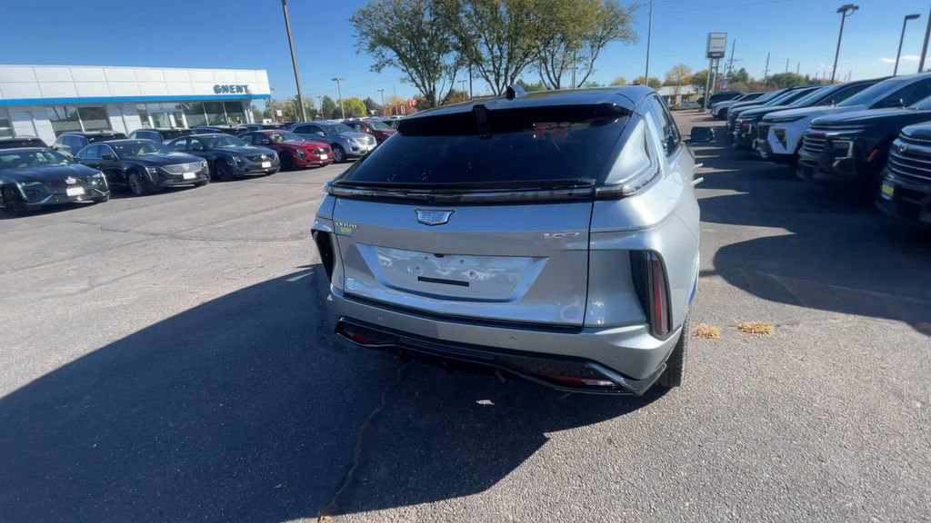 New 2026 Cadillac Lyriq V image 8