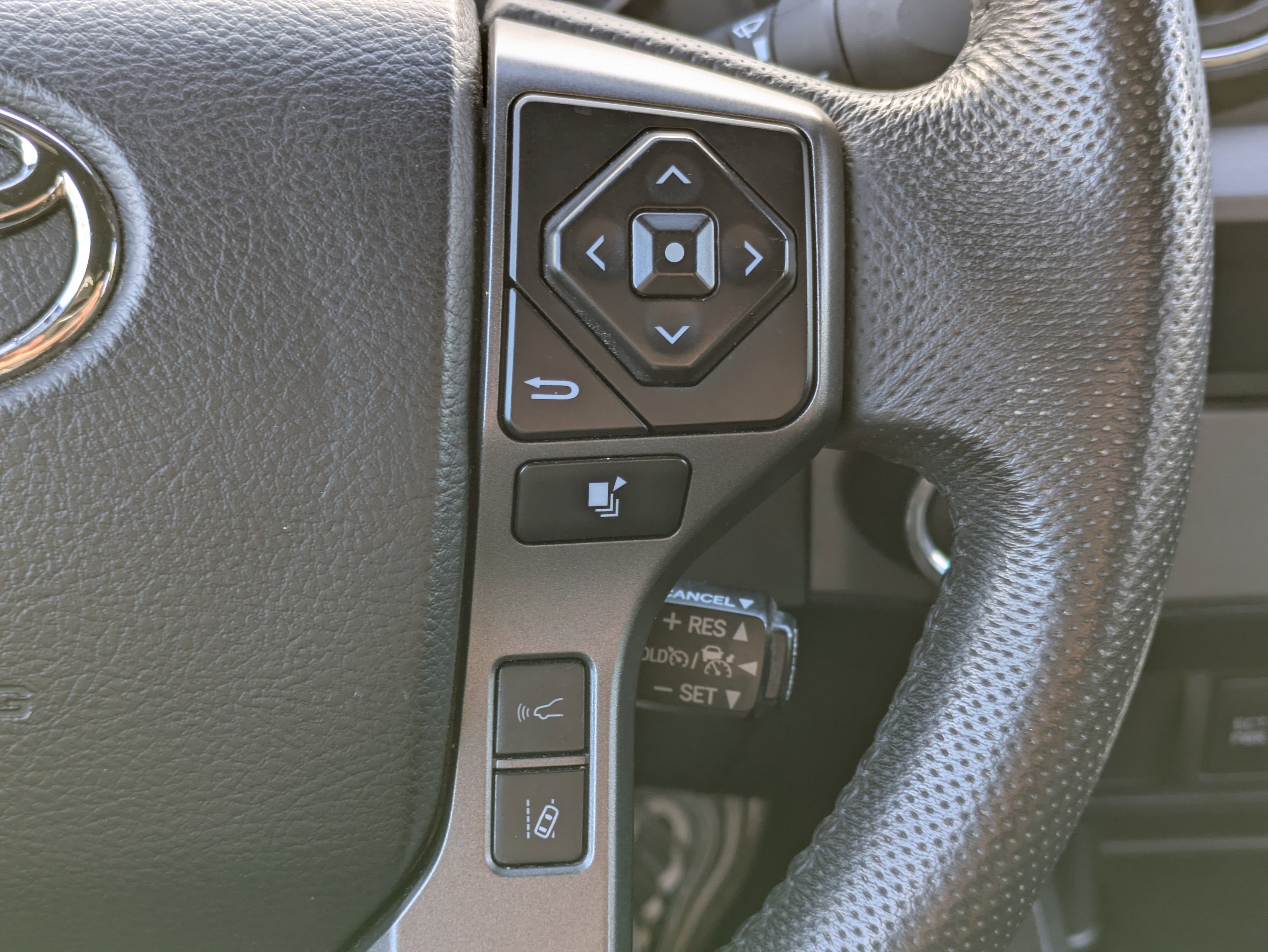 Used 2023 Toyota Tacoma SR5 image 25