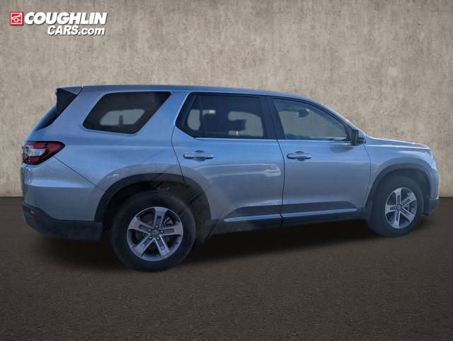 Used 2025 Honda Pilot EX-L image 8