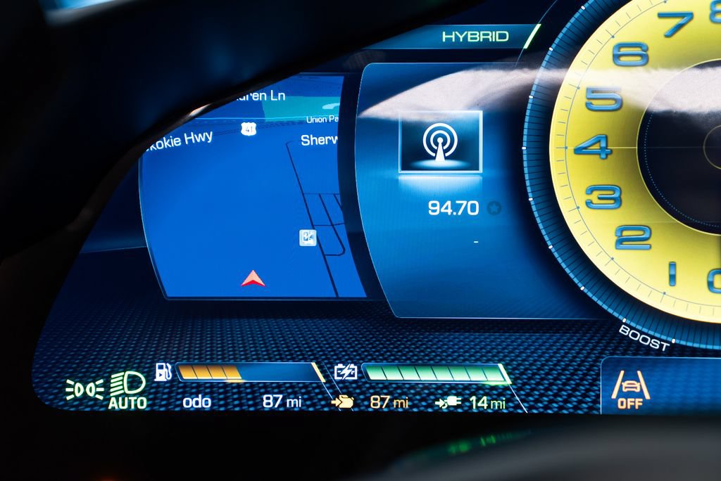 Certified 2025 Ferrari SF90 Spider AWD/4WD image 25