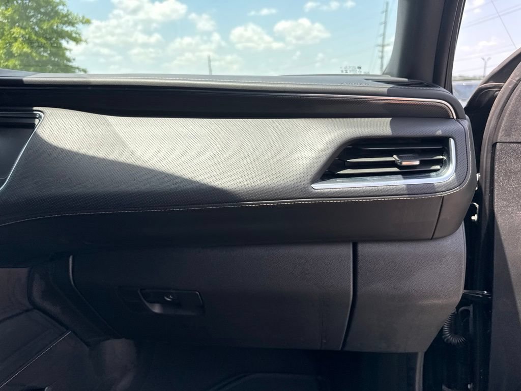 Used 2023 GMC Yukon AT4 AWD/4WD image 18