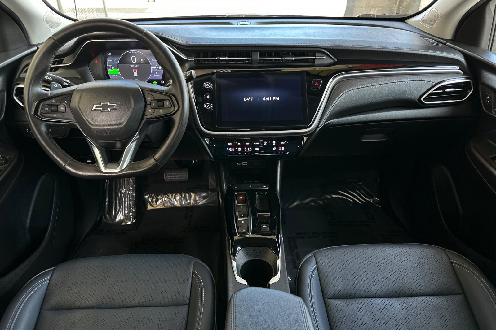 Certified 2022 Chevrolet Bolt EUV LT w/ Convenience Package image 16