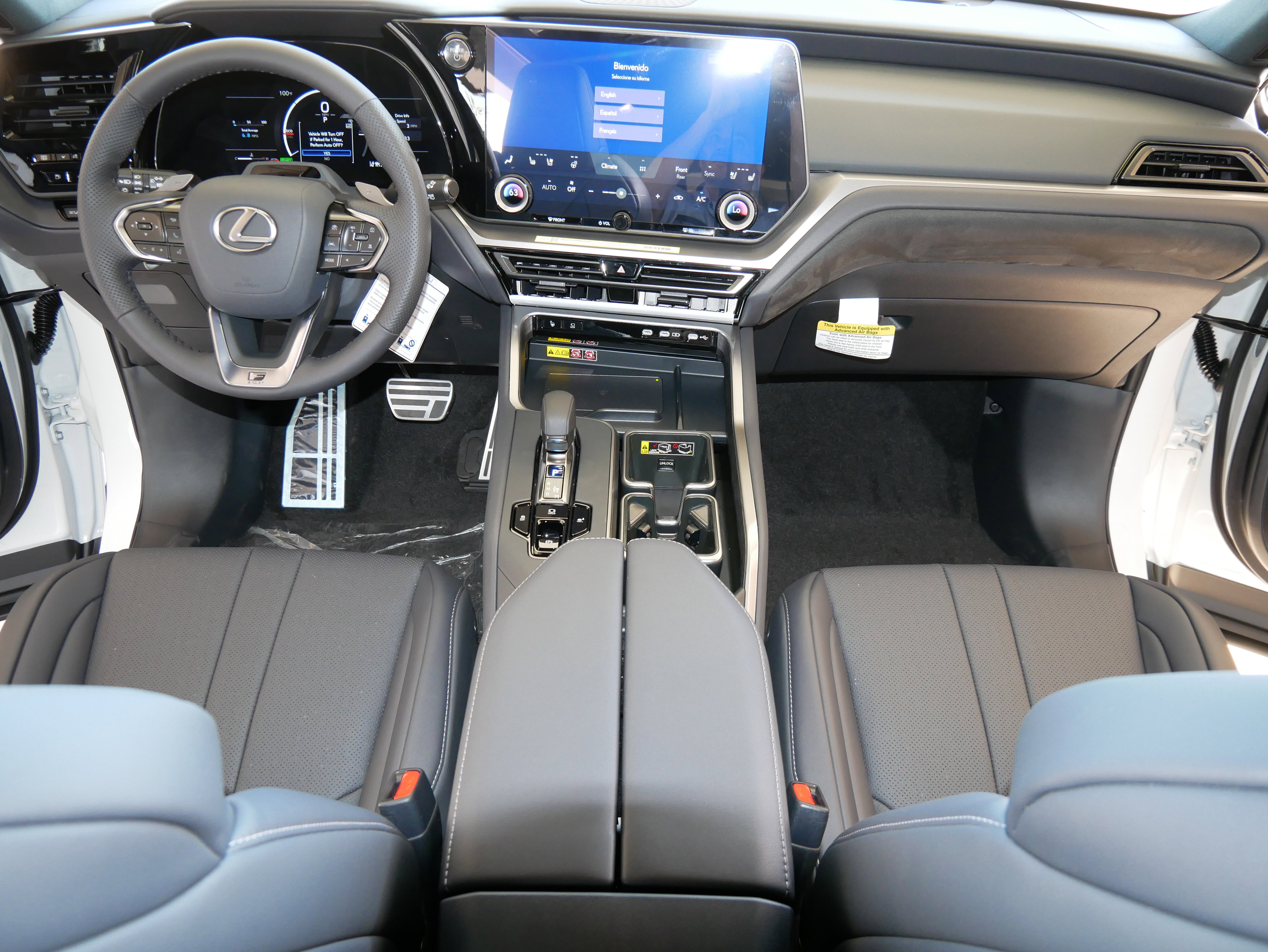 New 2026 Lexus TX 500h AWD image 16
