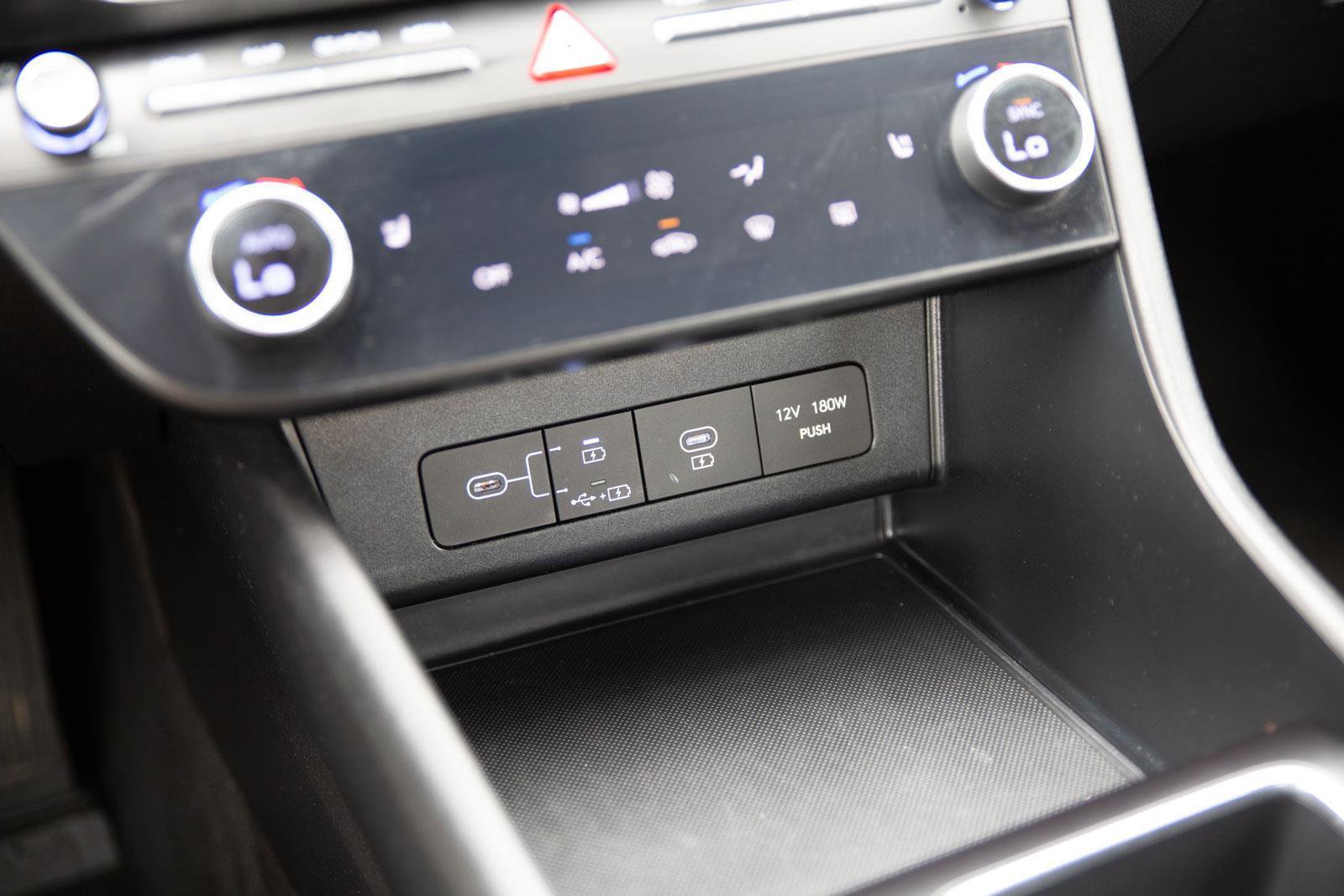 Used 2025 Hyundai Sonata SEL FWD image 16