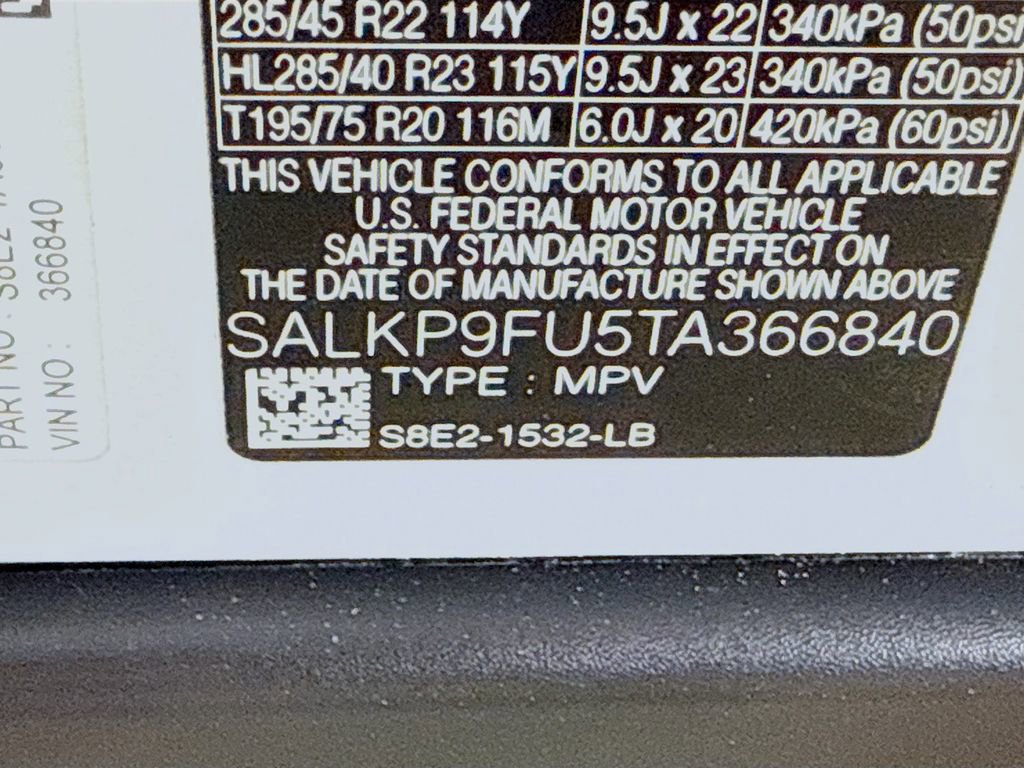 New 2026 Land Rover Range Rover SE image 34