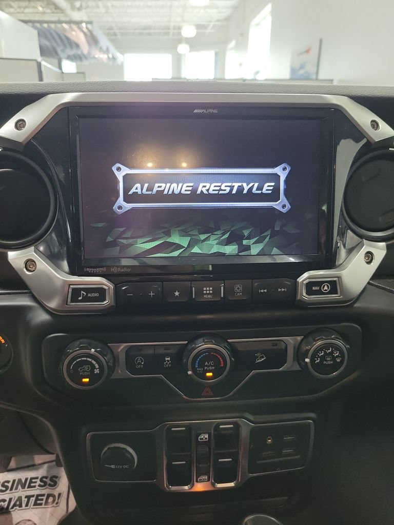 Certified 2020 Jeep Wrangler Unlimited Sport S AWD/4WD image 33