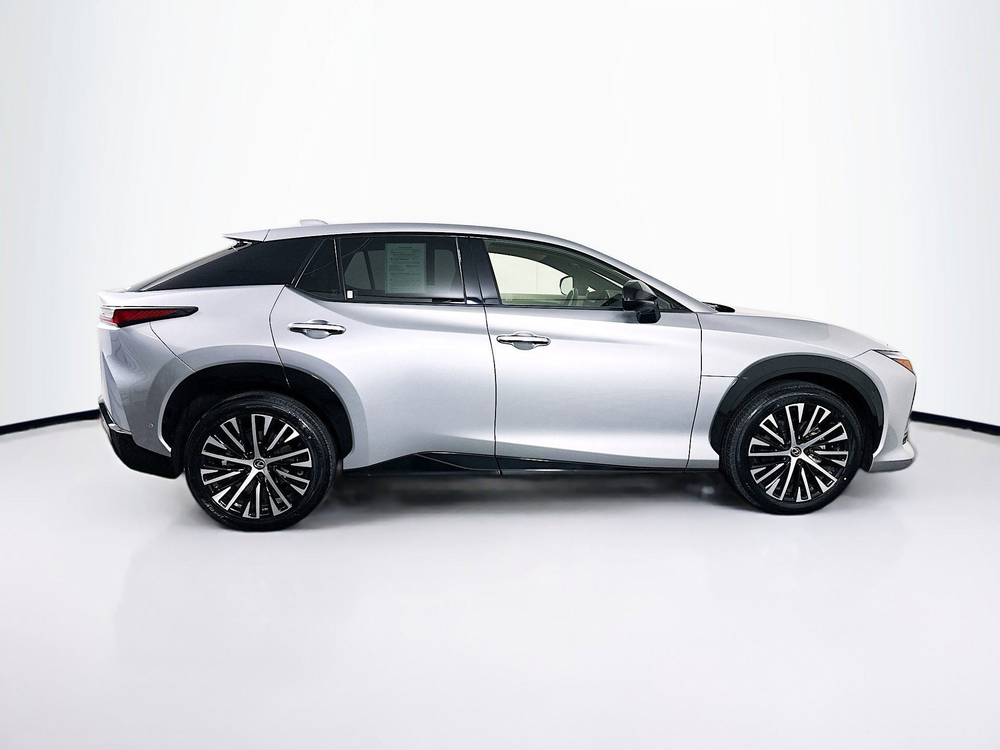 Used 2023 Lexus RZ 450e Premium w/ Technology Package AWD/4WD image 10