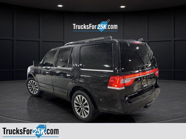 Used 2015 Lincoln Navigator 4WD image 3