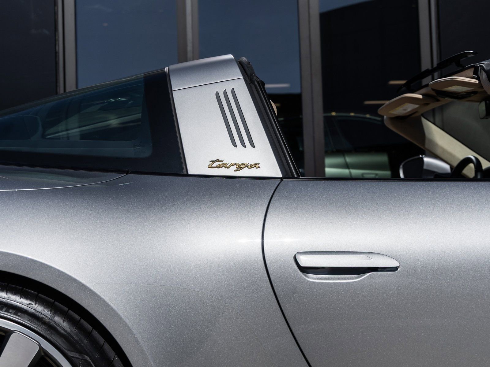 Certified 2021 Porsche 911 Targa 4S Heritage Design image 27