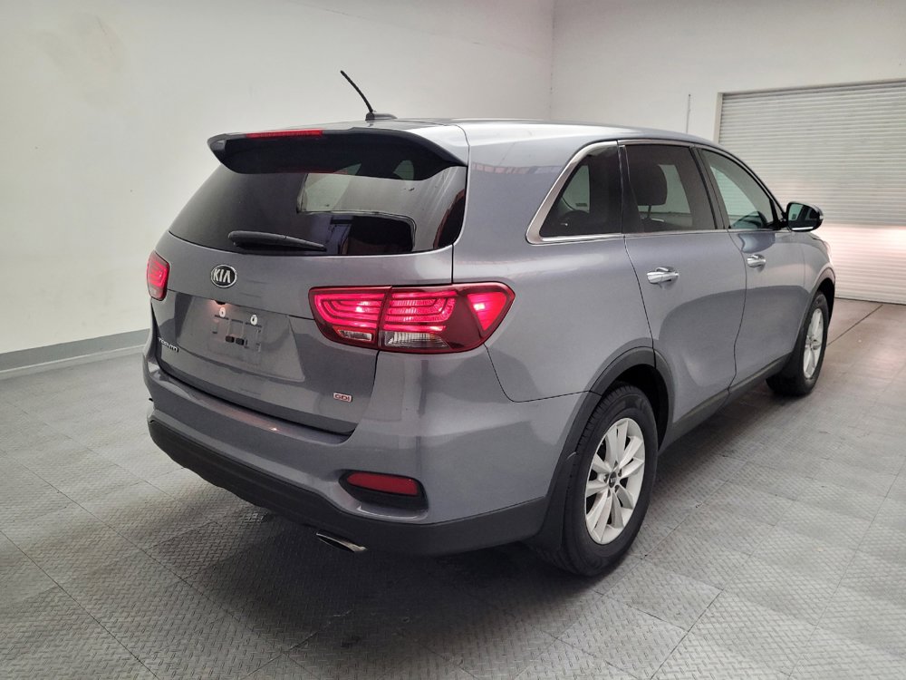 Used 2020 Kia Sorento LX FWD image 9