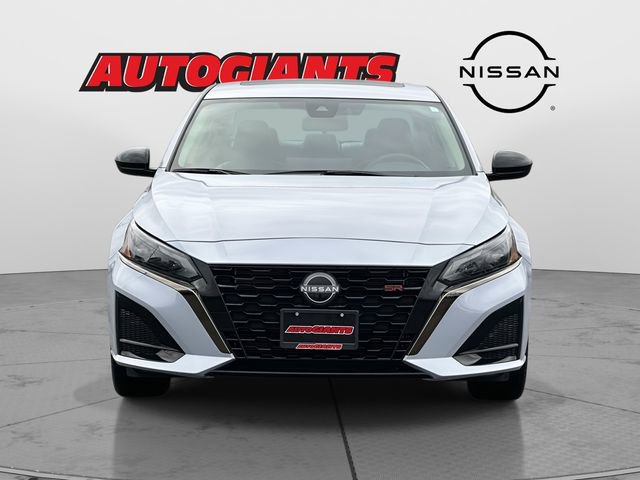 Used 2024 Nissan Altima 2.5 SR w/ SR Premium Package image 7