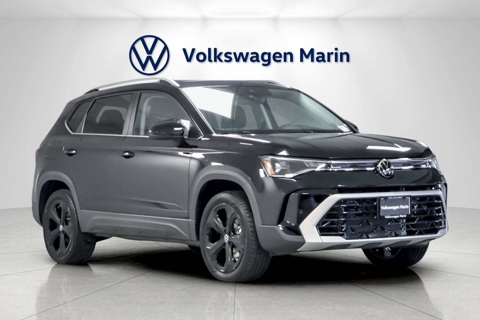 New 2025 Volkswagen Taos SEL image 7