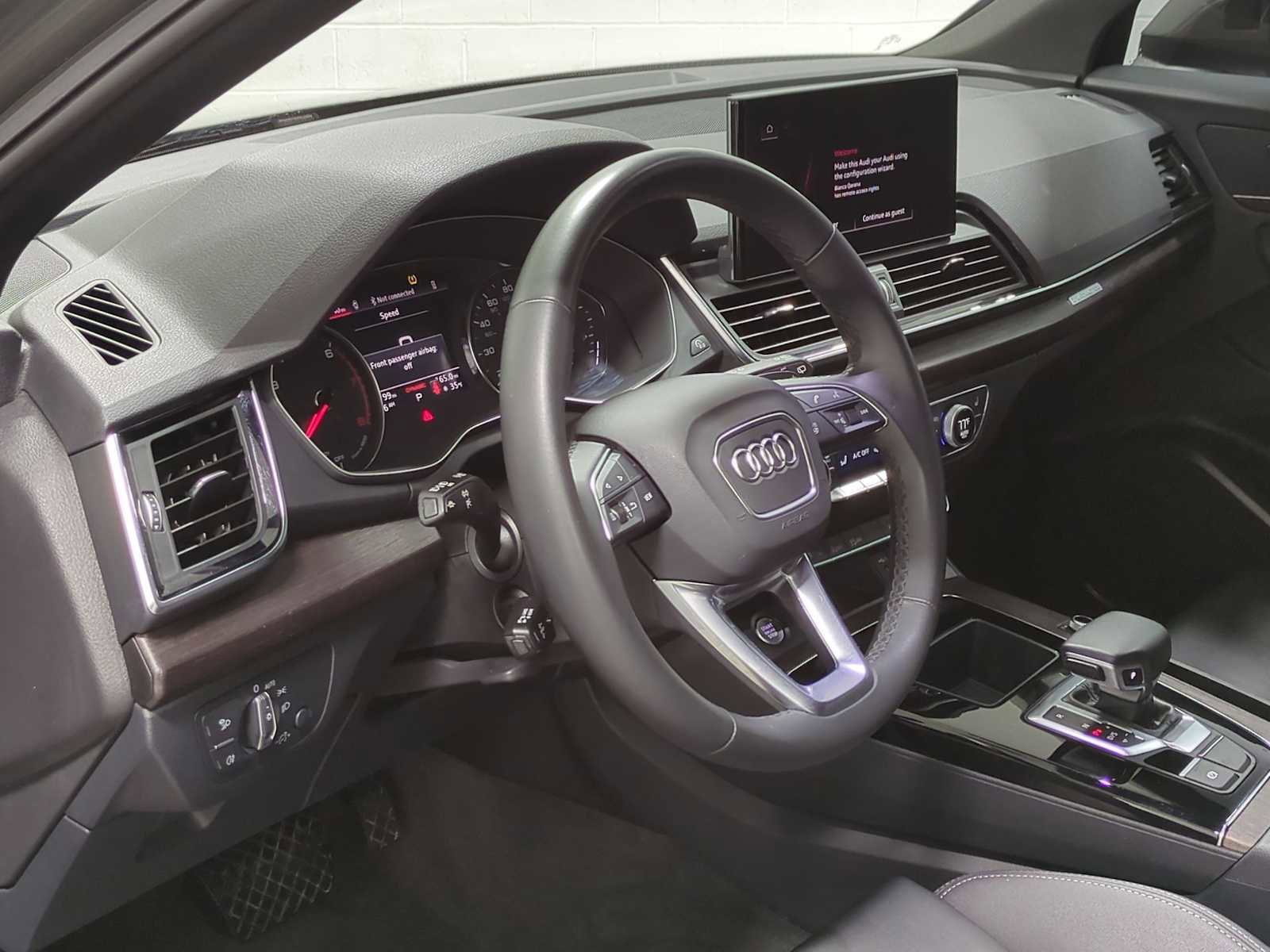 Used 2023 Audi Q5 2.0T Premium w/ Convenience Package AWD/4WD image 5