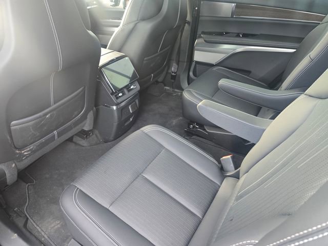 Used 2026 Cadillac Vistiq Sport AWD/4WD image 14