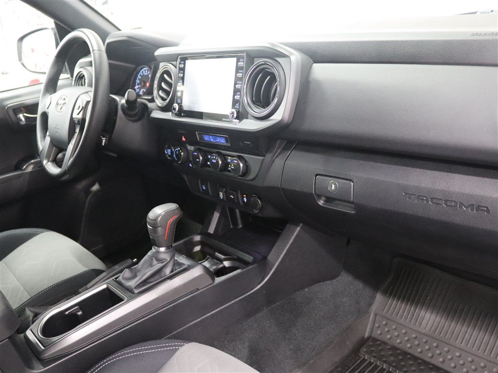 Used 2023 Toyota Tacoma TRD Sport AWD/4WD image 30
