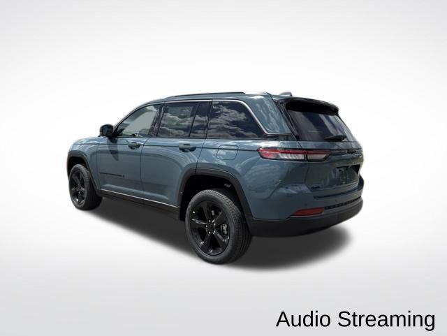 New 2026 Jeep Grand Cherokee Limited w/ Limited Altitude Package AWD/4WD image 2