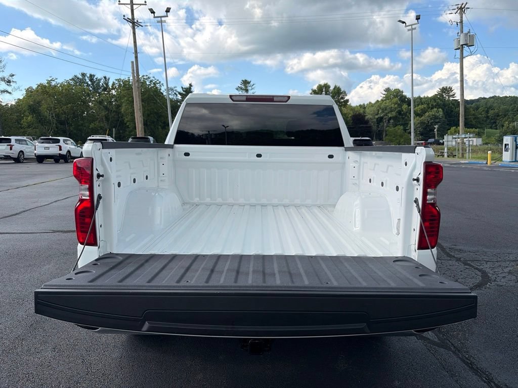 Used 2023 Chevrolet Silverado 1500 LT AWD/4WD image 33