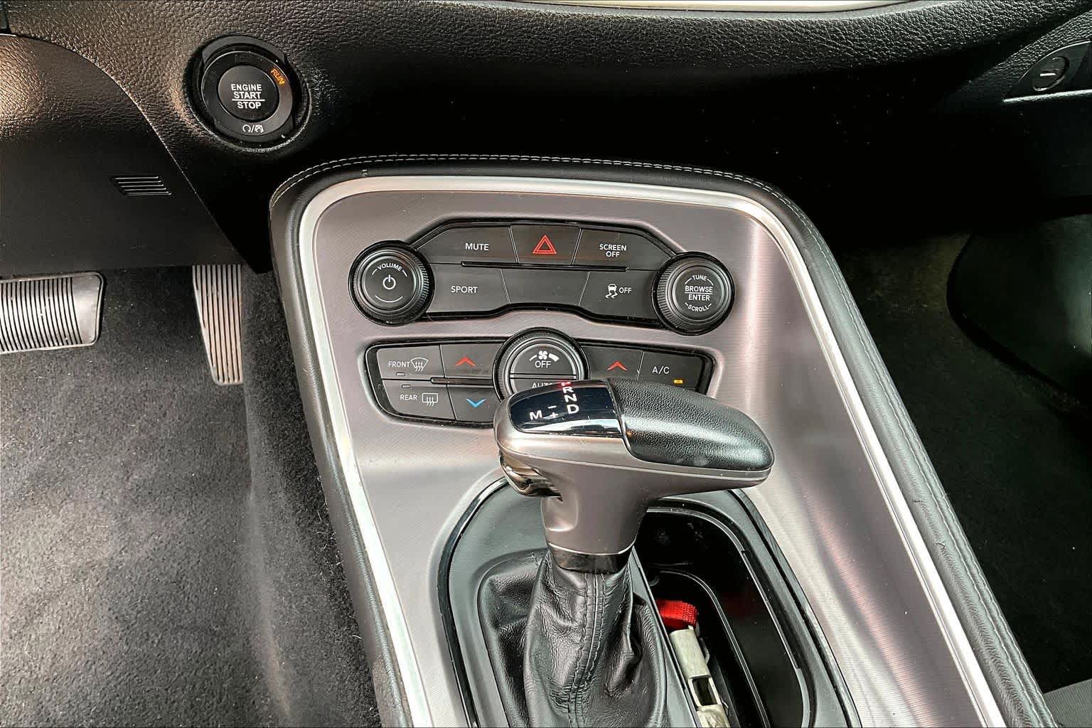 Used 2019 Dodge Challenger SXT RWD image 15