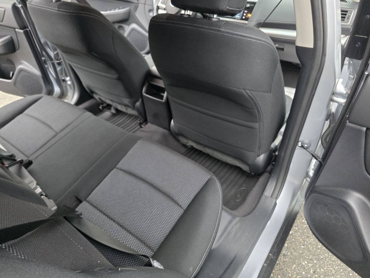 Used 2016 Subaru Outback 2.5i Premium AWD/4WD image 45