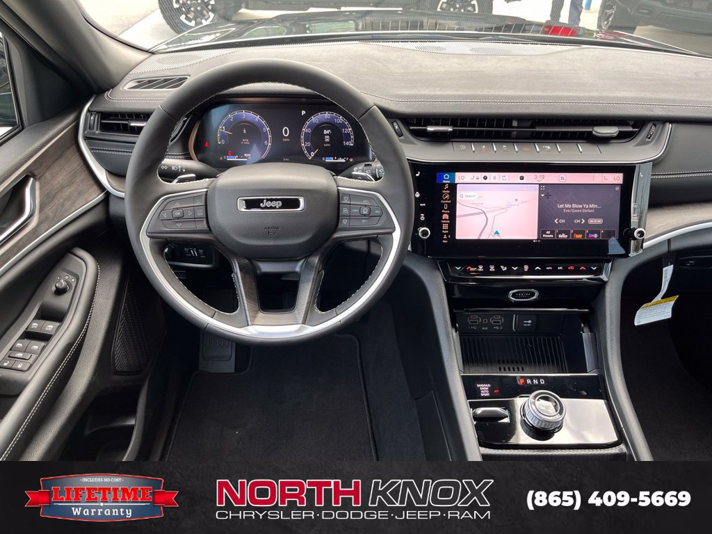 New 2027 Jeep Grand Cherokee 4WD image 14