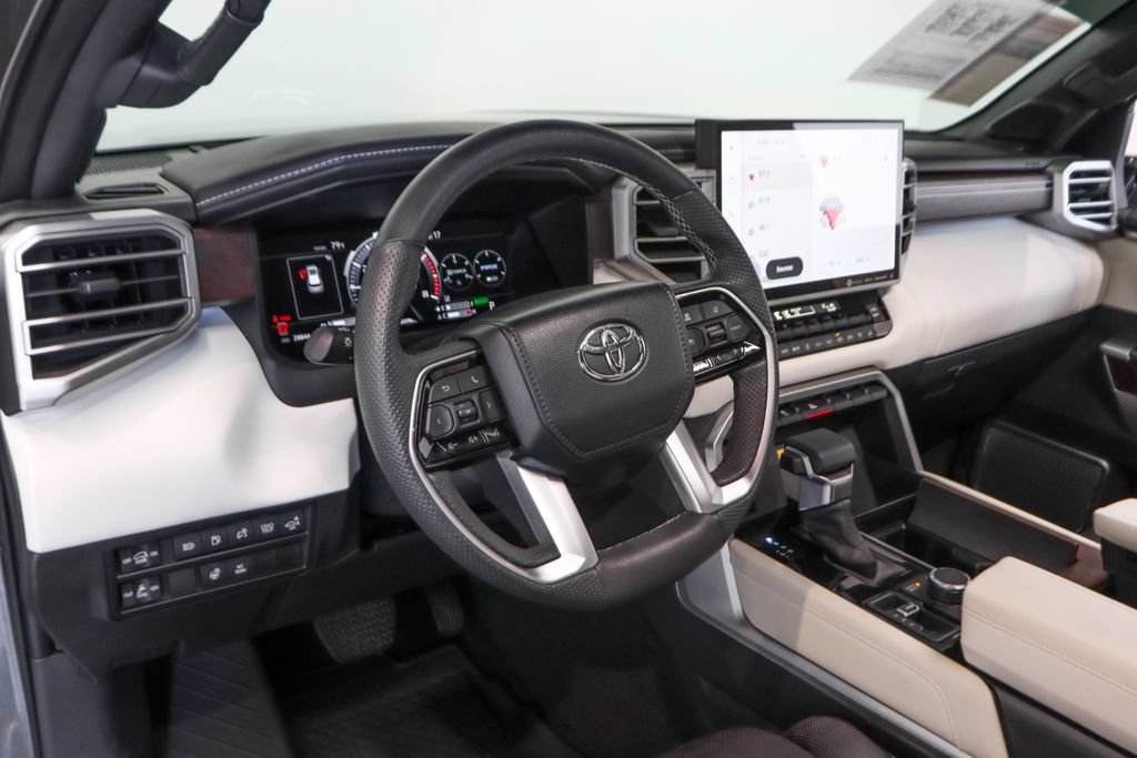 Used 2024 Toyota Sequoia Capstone AWD/4WD image 24