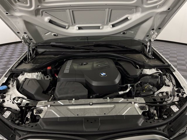 Certified 2025 BMW 330i xDrive Sedan w/ Convenience Package AWD/4WD image 43