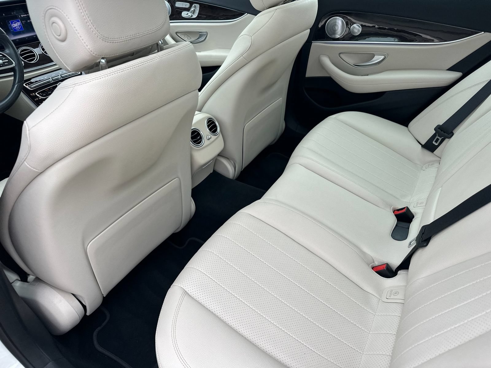 Used 2020 Mercedes-Benz E 450 4MATIC Sedan image 10
